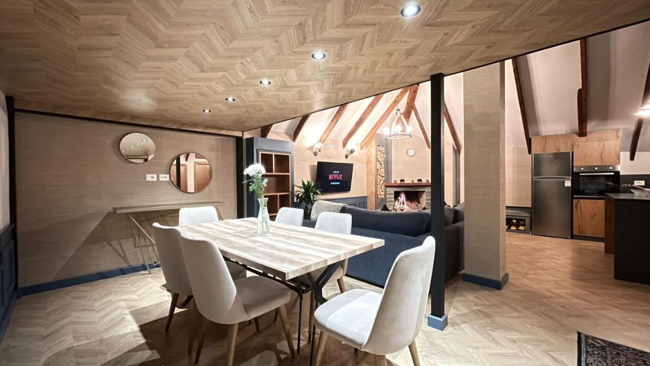 Heart Of Cozy Loft With Fireplace Tirana