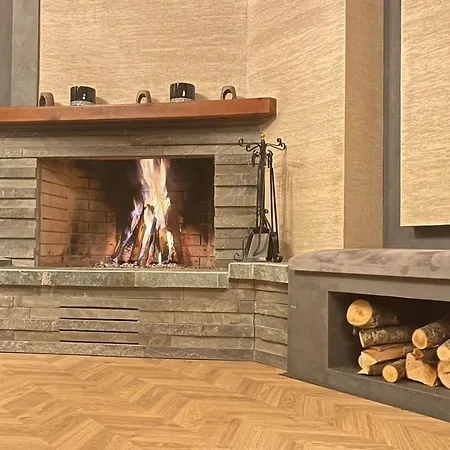 Heart Of Tirana Cozy Loft With Fireplace Exterior photo