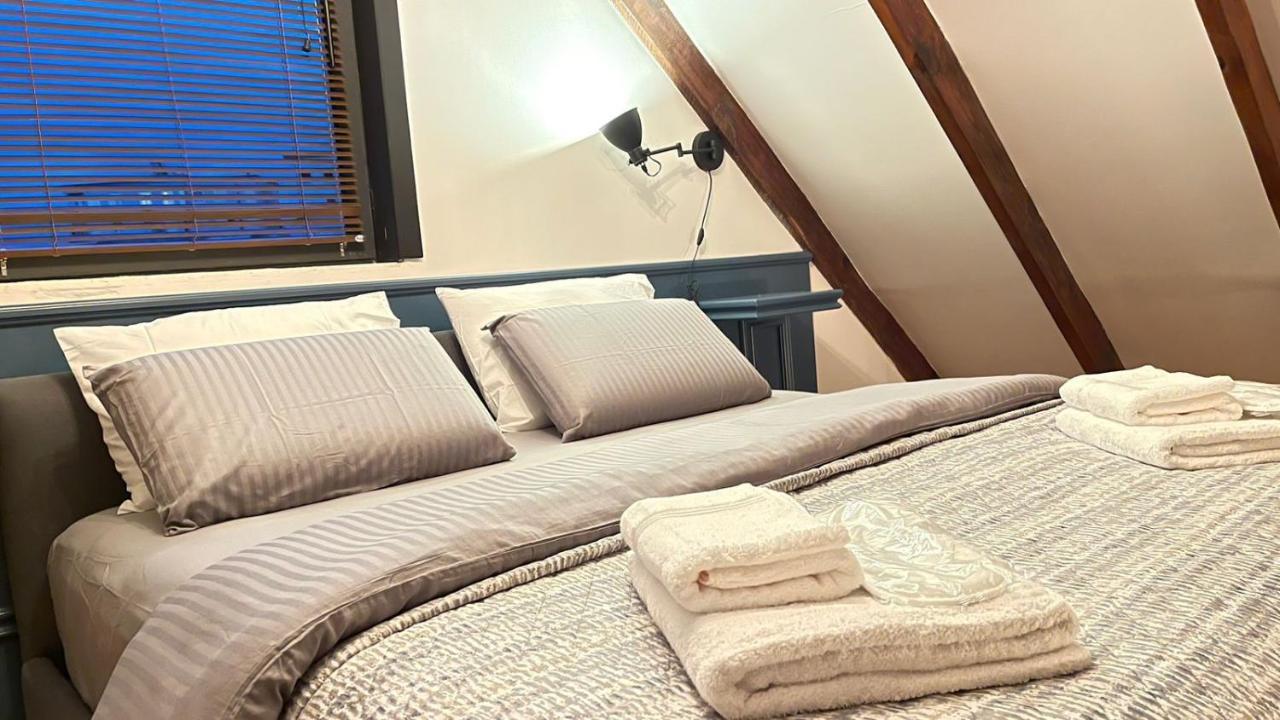 Appartement Heart Of Cozy Loft With Fireplace *